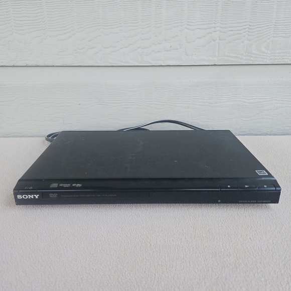 Sony Progressive Scan DVD CD Player DVP-SR101P Playback AV Cords Remote WORKS - Picture 2 of 10